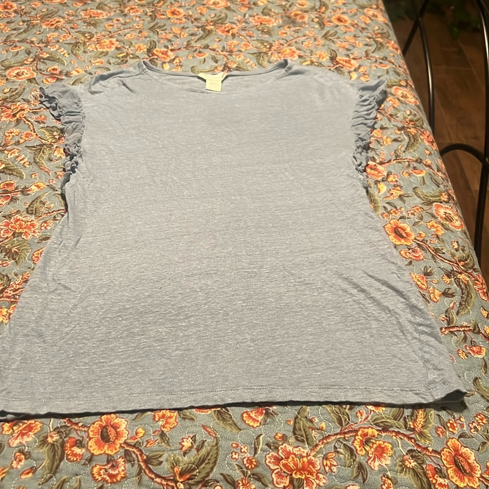 Sundance ruffle sleeve top.